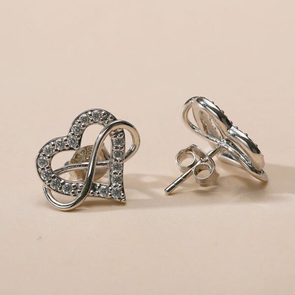 Fashion Temperament 925 Sterling Silver Heart-shaped Mosonite Earrings - Image 2