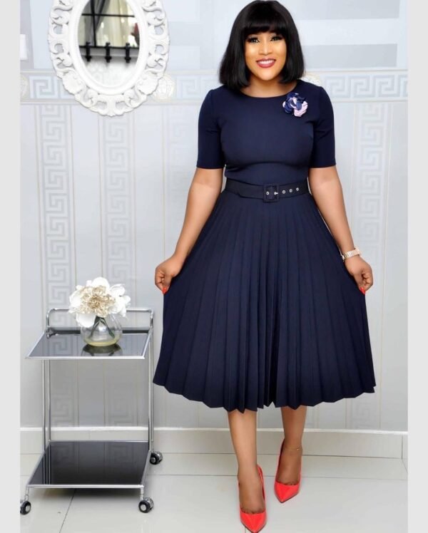 Round Neck Plus Size Mother's Dress Female Pleated Dress - Image 7